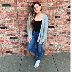 Meet your Posher, Ellie